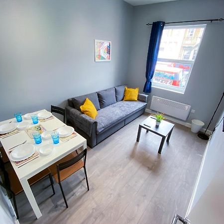 Stylish 1 Bedroom Flat In Wood Green 伦敦 外观 照片