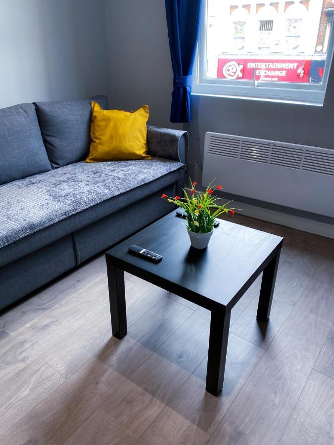 Stylish 1 Bedroom Flat In Wood Green 伦敦 外观 照片