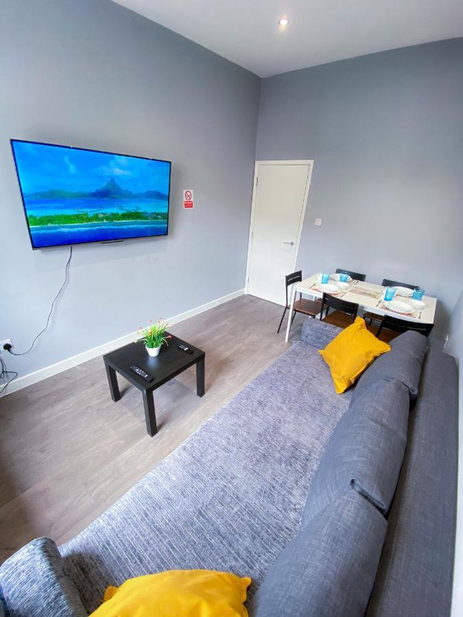 Stylish 1 Bedroom Flat In Wood Green 伦敦 外观 照片